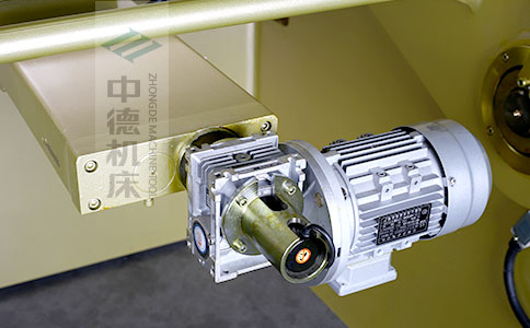 ZDS-450后档料加速机电，品德好，摹拟运算定位速率快.jpg